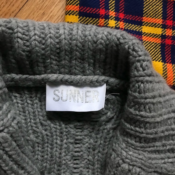 Sunner Anthro Heavy Knit Sweater Cardigan Grey - Picture 3 of 7